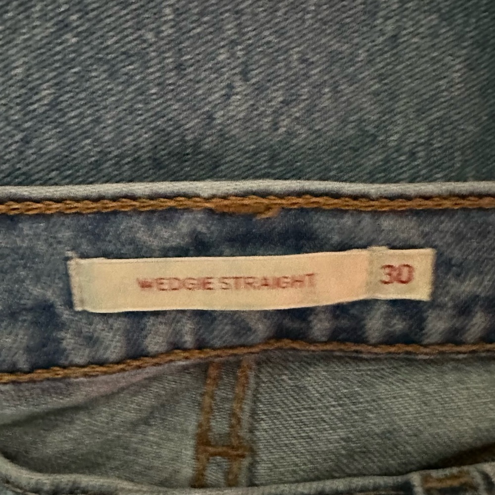 Levi’s Premium Wedgie Straight Jeans Size 30 Distressed High‎ Rise Medium Wash - Picture 11 of 11